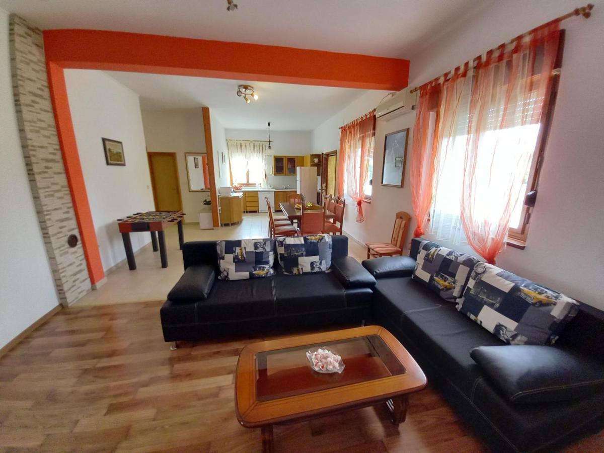 House Oliva, Sveti Kirin Βίλα Svetvinčenat Εξωτερικό φωτογραφία