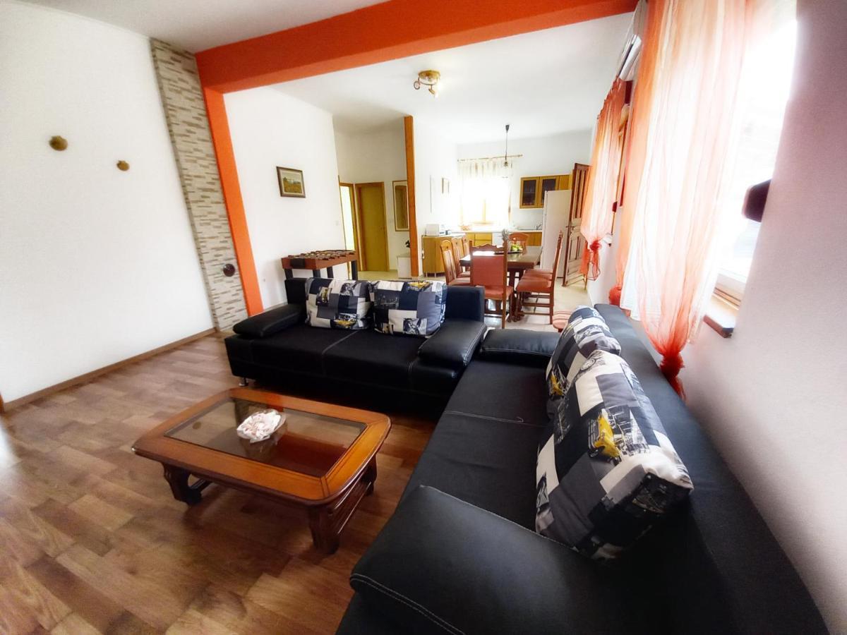 House Oliva, Sveti Kirin Βίλα Svetvinčenat Εξωτερικό φωτογραφία